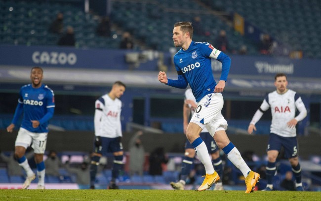 虽然让出东 虽然让出东