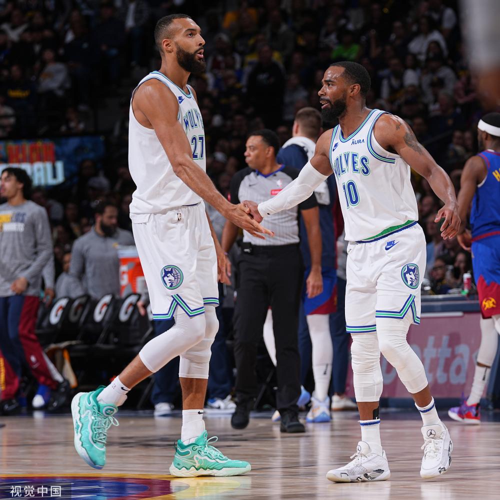 能够在多场 能够在多场