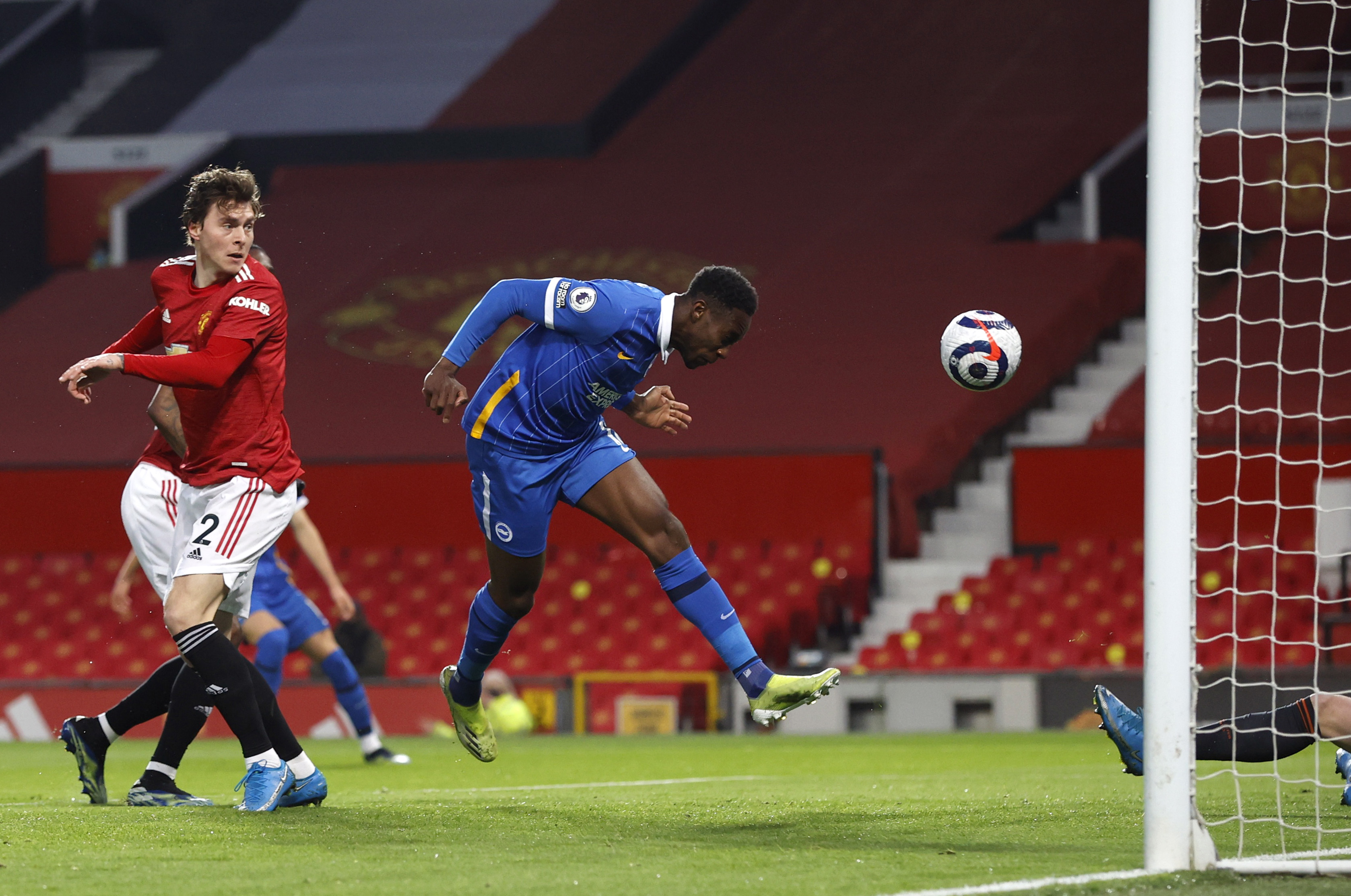 现代足球高 现代足球高