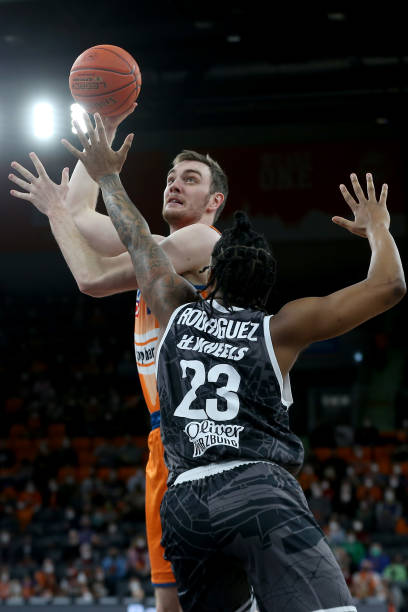 在某大型城 在某大型城